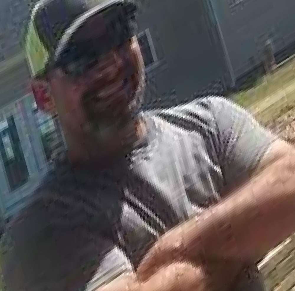 Meet your Posher, Travis